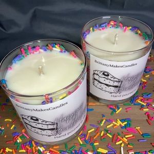 Customize name Happy Birthday Candle it smells amazing, 🥰